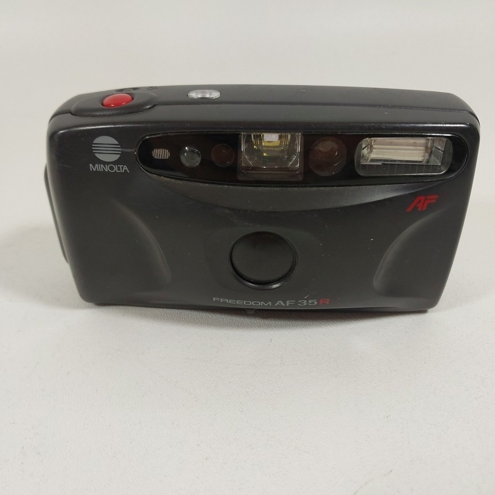 Minolta Freedom AF35R 35mm Film Camera Point &‎ Shoot – Untested